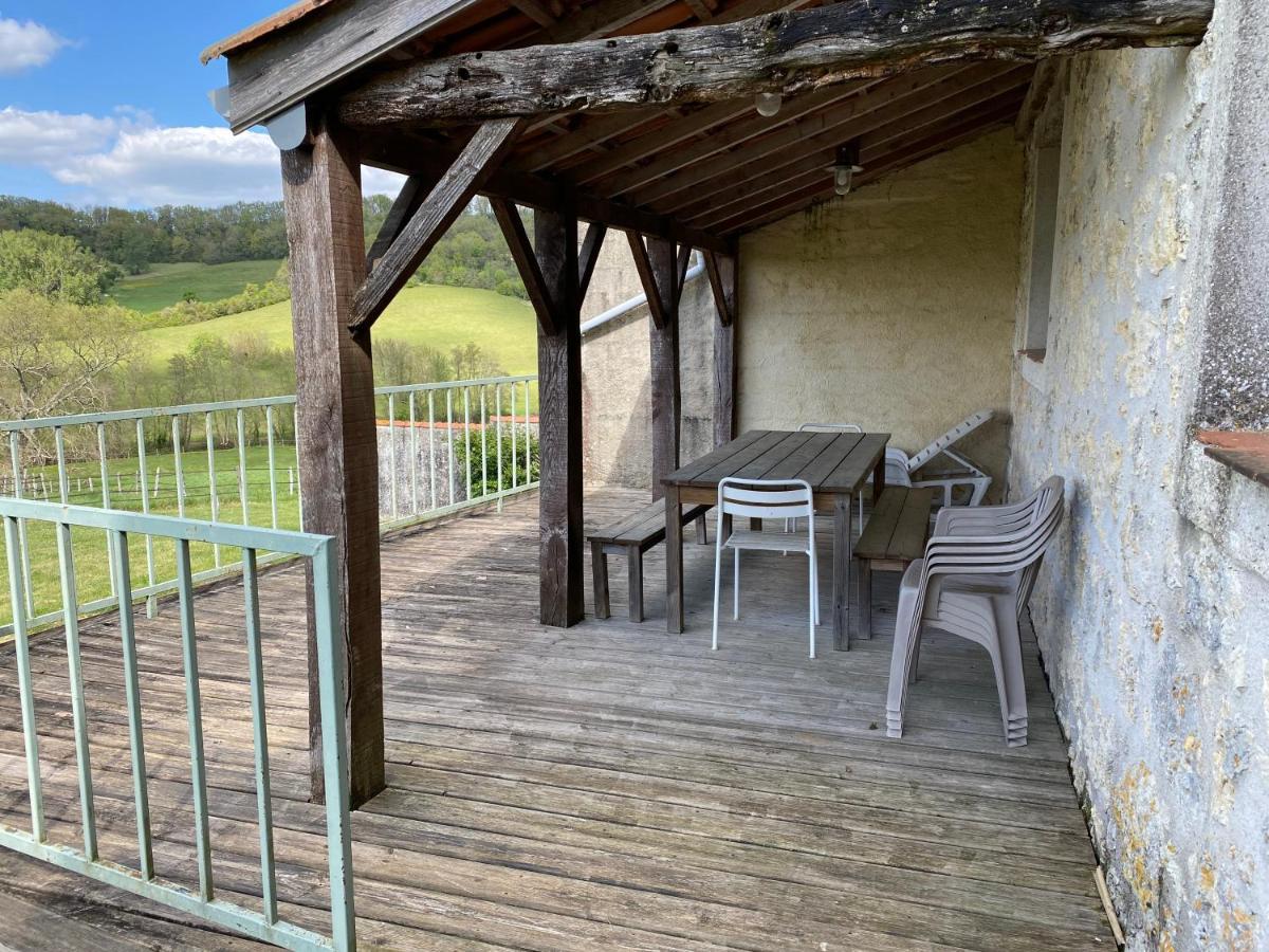 Готель Domaine De Villot Sainte-Colombe-de-Villeneuve Екстер'єр фото